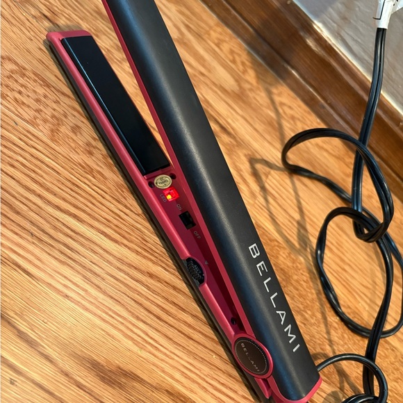 BELLAMI Flat Iron - Picture 1 of 5